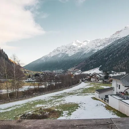 Alpen Loft * ノイシュティフト・イム・シュトゥーバイタール